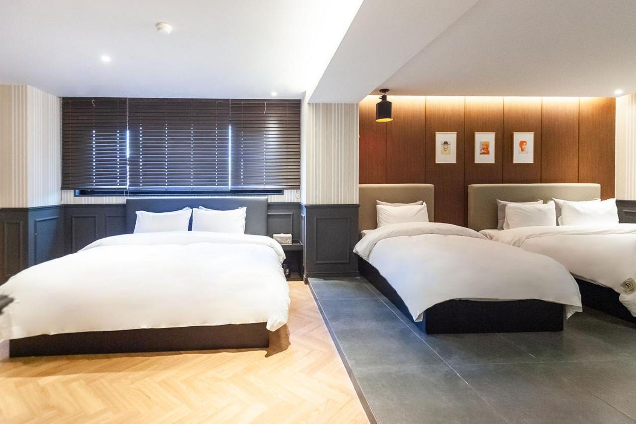 Brown Dot Hotel Seomyeon Busan Exterior photo