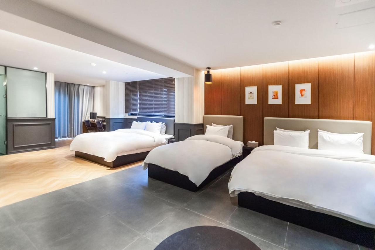 Brown Dot Hotel Seomyeon Busan Exterior photo